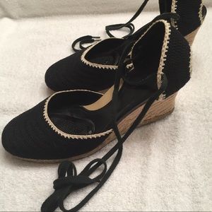 Crochet black and cream wedges.